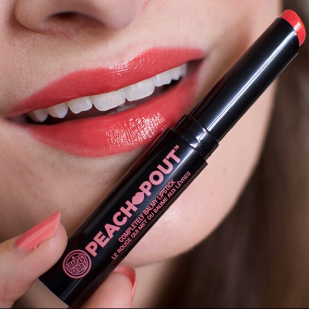 🍑Soap and Glory “Freedom of Peach” Peach Pout🍑